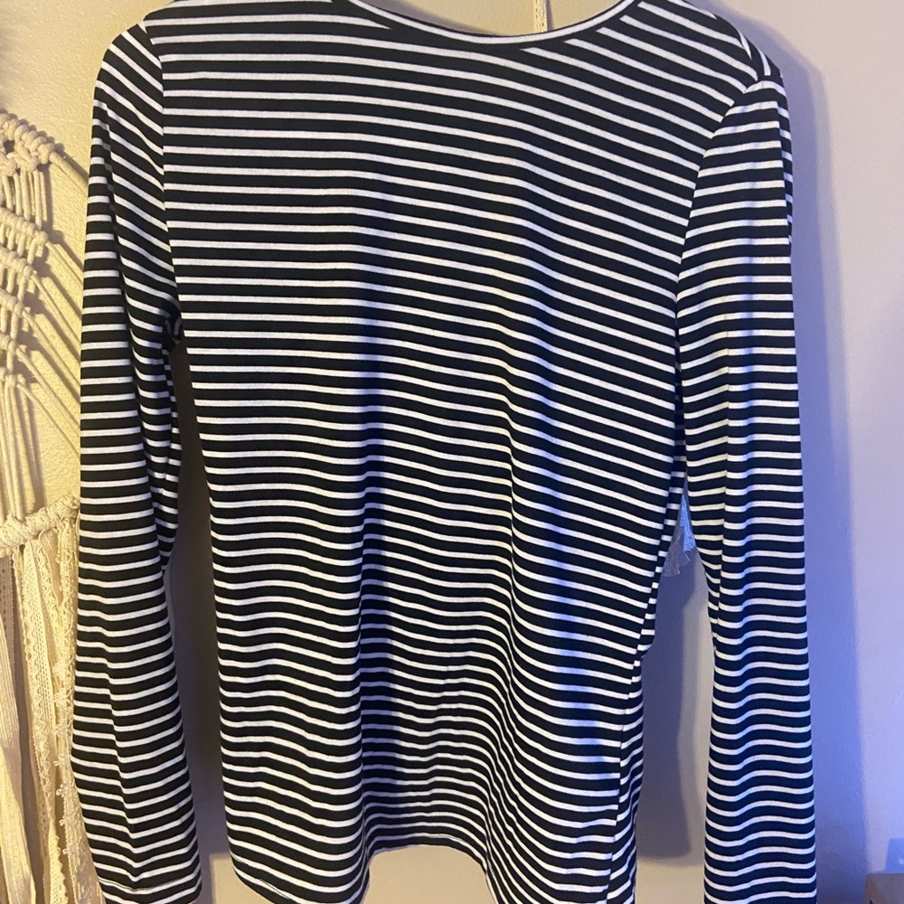 Black and white shein long sleeve with cross back size womens S